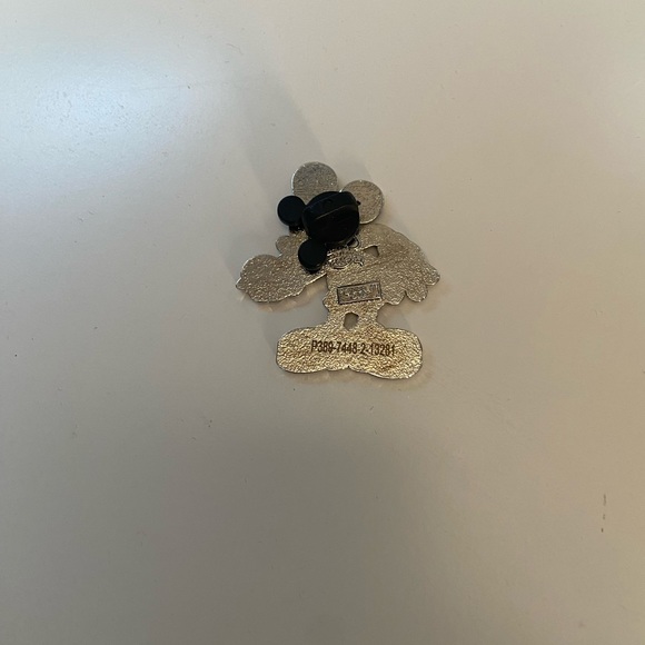 Mickey Pin - Picture 2 of 2